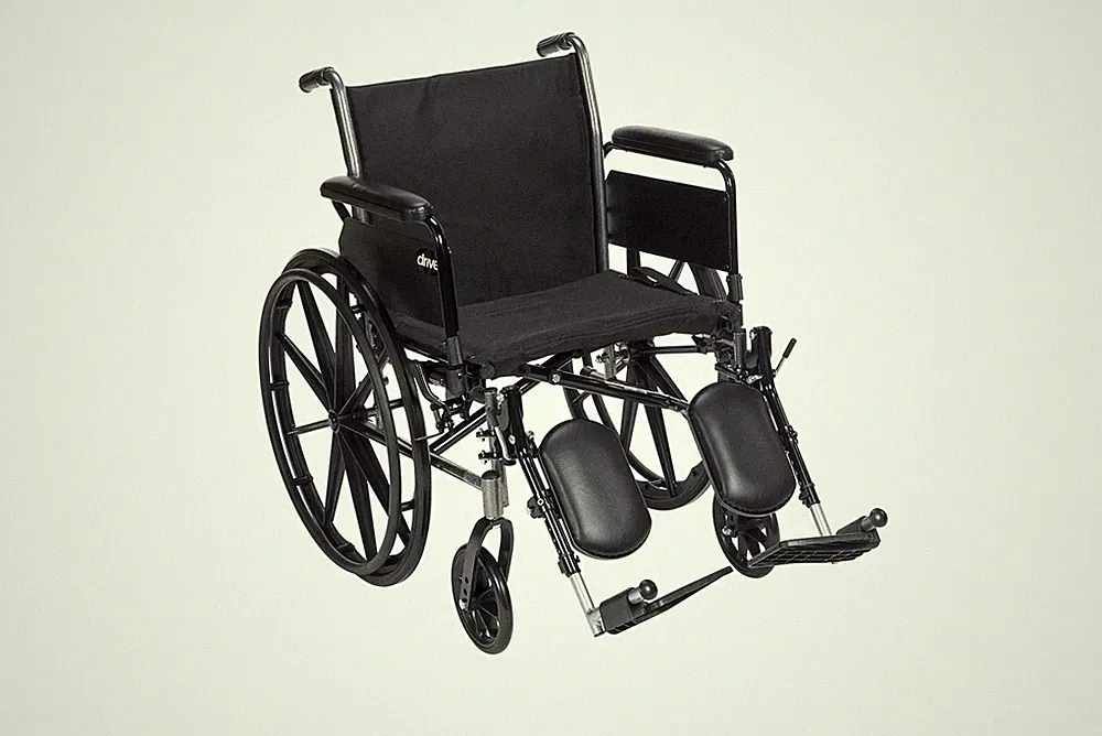 Senior Mobility Wheelchair - Drive Medical Cruiser III Folding with Legrest